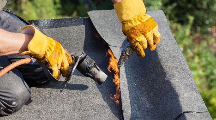 Professional residential roofers in Hawaiian Gardens, CA